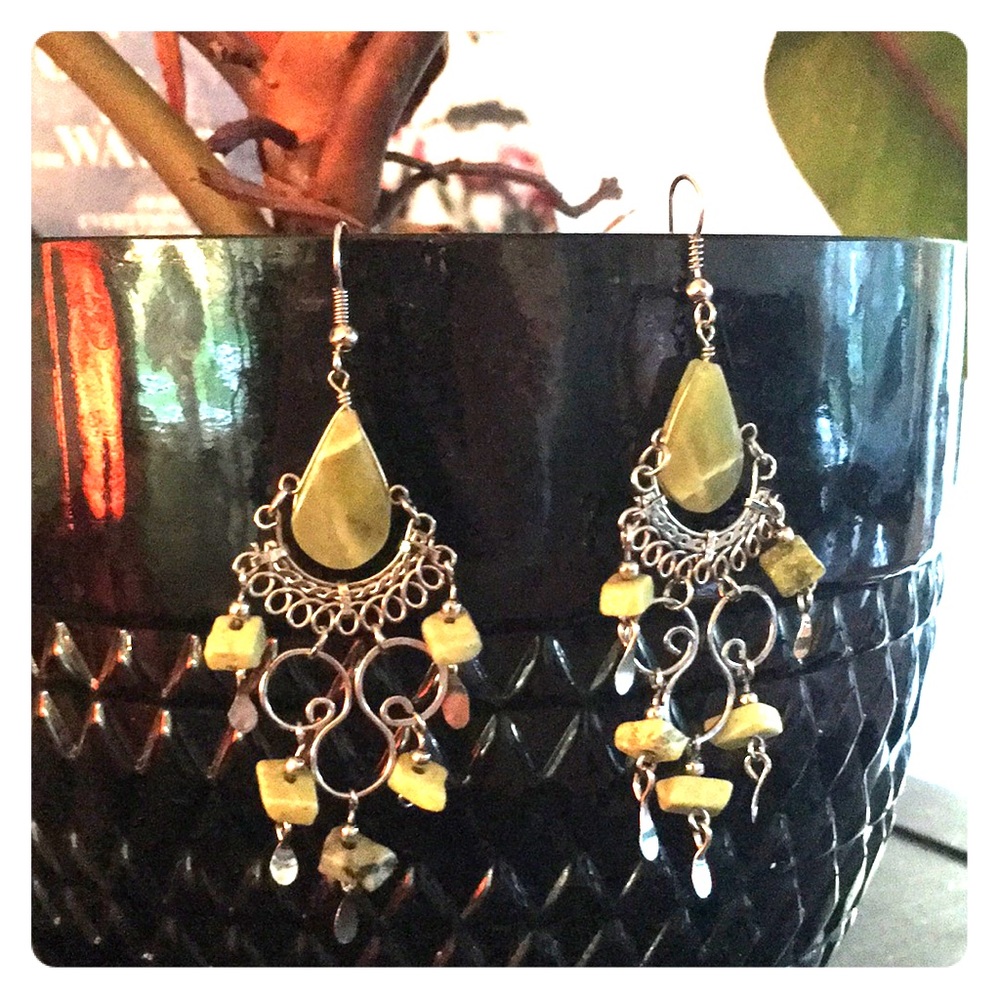 Dangle earrings
